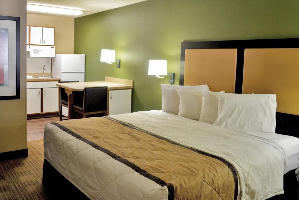 Extended Stay America Select Suites - Atlanta - Perimeter - Hammond Drive Sandy Springs Exterior photo